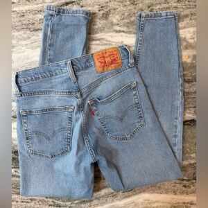 Levi's 512 Women's Light Blue Skinny Jeans Size 28